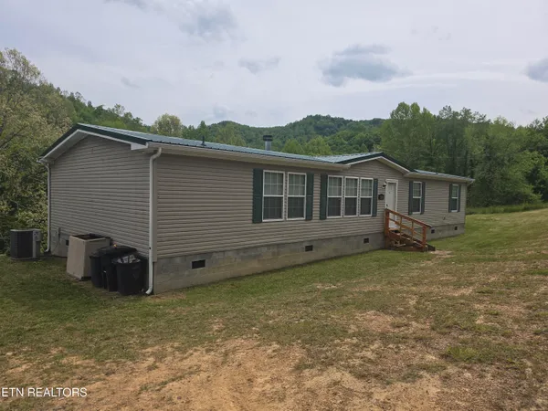 $150,000 | 13179 State Highway 190, Pineville, KY 40977
