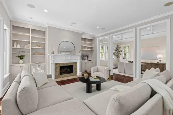 $2,095,000 | 332 Ginned Cotton Street, Daniel Island, SC 29492