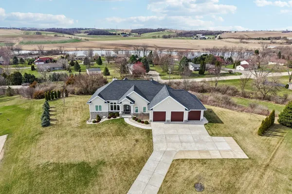 $1,199,900 | 6249 Amethyst Drive, Waunakee, WI 53597