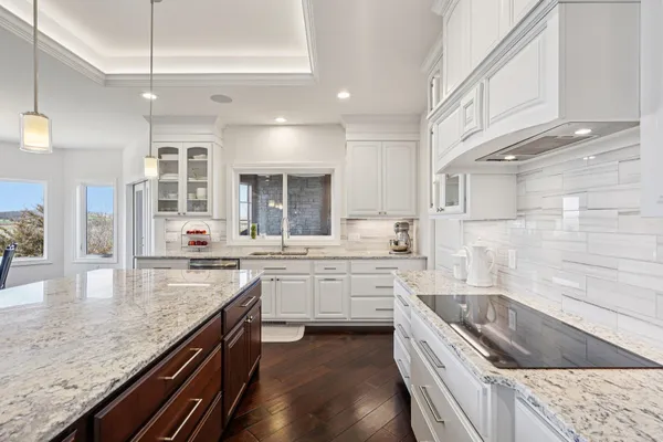 $1,199,900 | 6249 Amethyst Drive, Waunakee, WI 53597