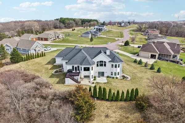 $1,199,900 | 6249 Amethyst Drive, Waunakee, WI 53597