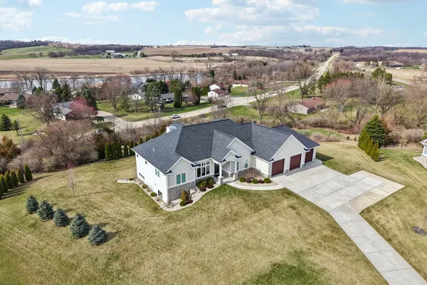 $1,199,900 | 6249 Amethyst Drive, Waunakee, WI 53597