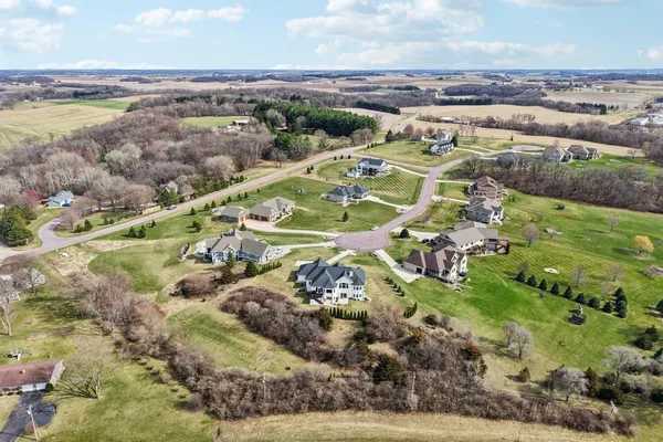 $1,199,900 | 6249 Amethyst Drive, Waunakee, WI 53597