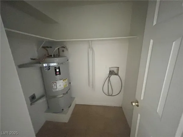 $1,200 | 6979 Issac Avenue, Unit 1, Las Vegas, NV 89156