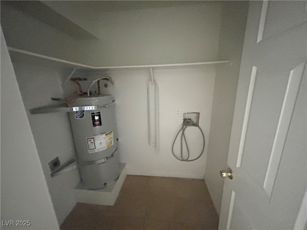 6979 Issac Avenue, Unit 1 Las Vegas, NV 89156 - Photo 4 of 8