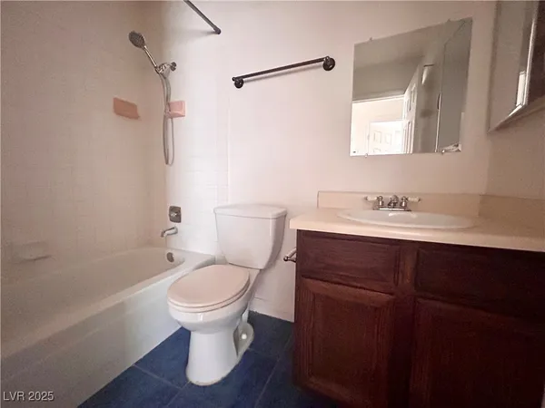 $1,200 | 6979 Issac Avenue, Unit 1, Las Vegas, NV 89156