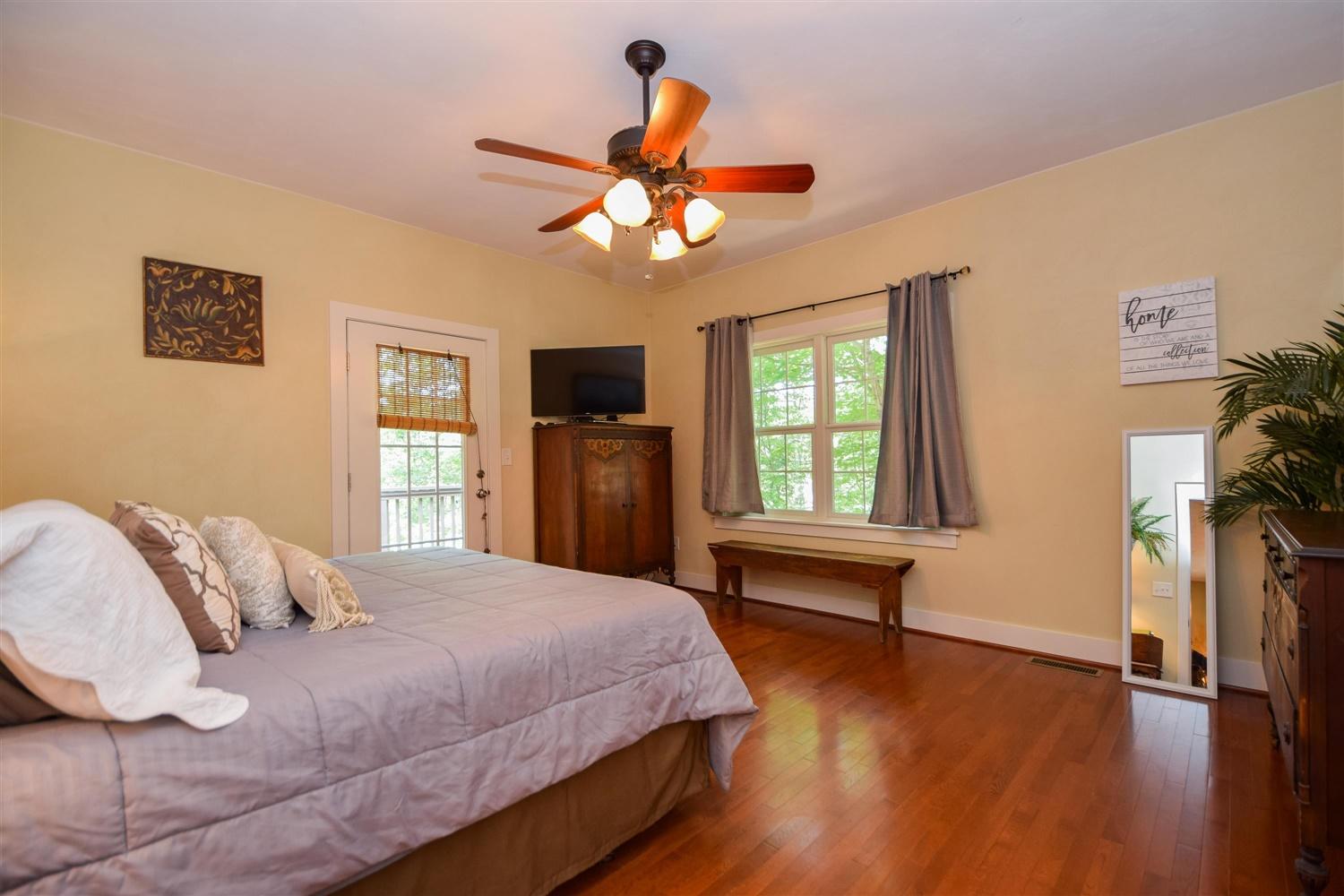 7508 Mt Chestnut Road Roanoke, VA 24018 - Photo 11 of 36 11-7508 Mount Chestnut-11