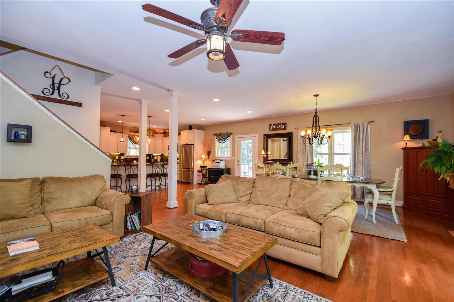 7508 Mt Chestnut Road Roanoke, VA 24018 - Photo 6 of 36 06-7508 Mount Chestnut-6