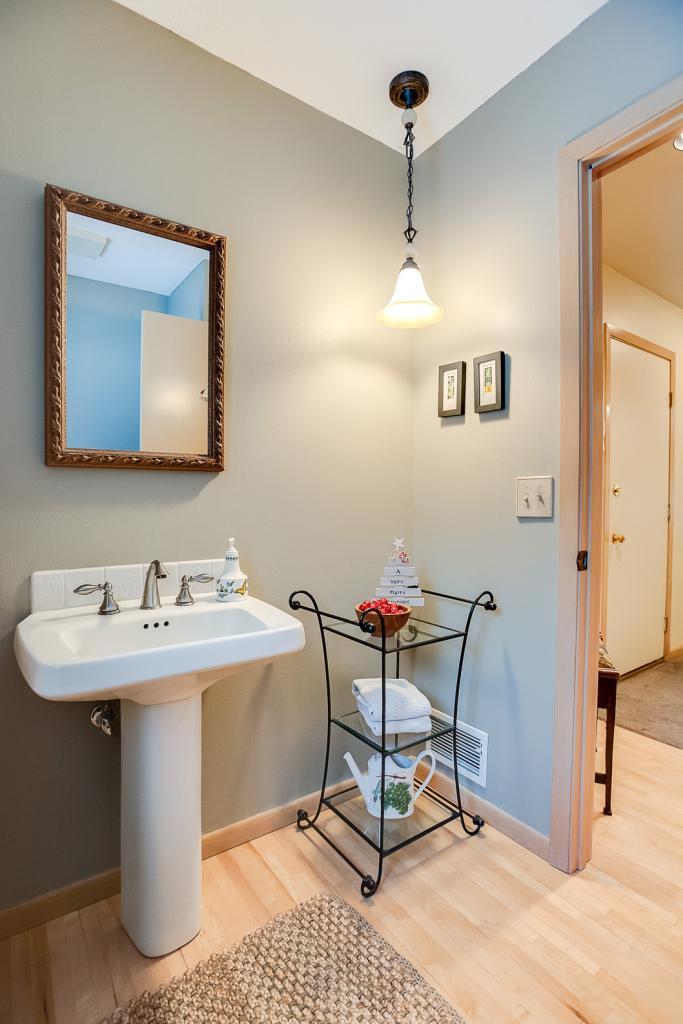 5570 Old Market Road Shorewood, MN 55331 - Photo 13 of 35