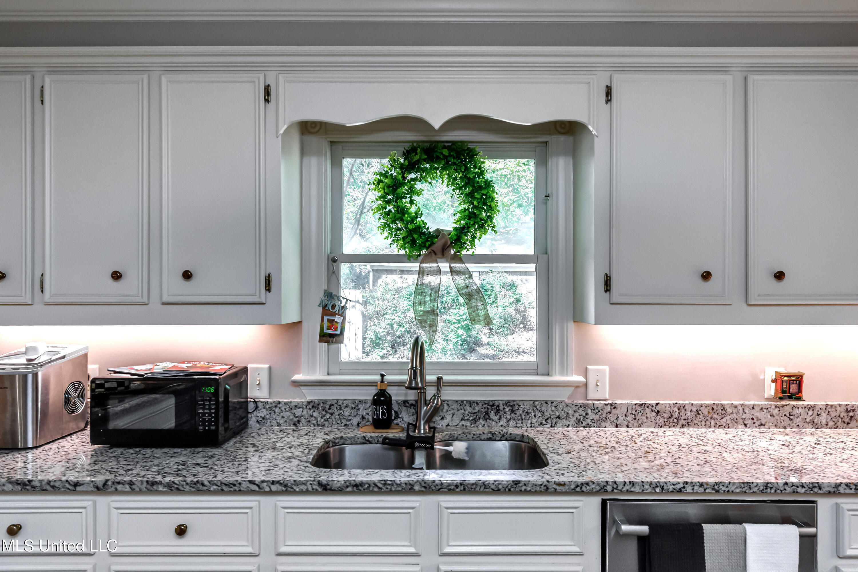 539 Dixton Drive Brandon, MS 39047 - Photo 29 of 92 539 Dixton Dr-43