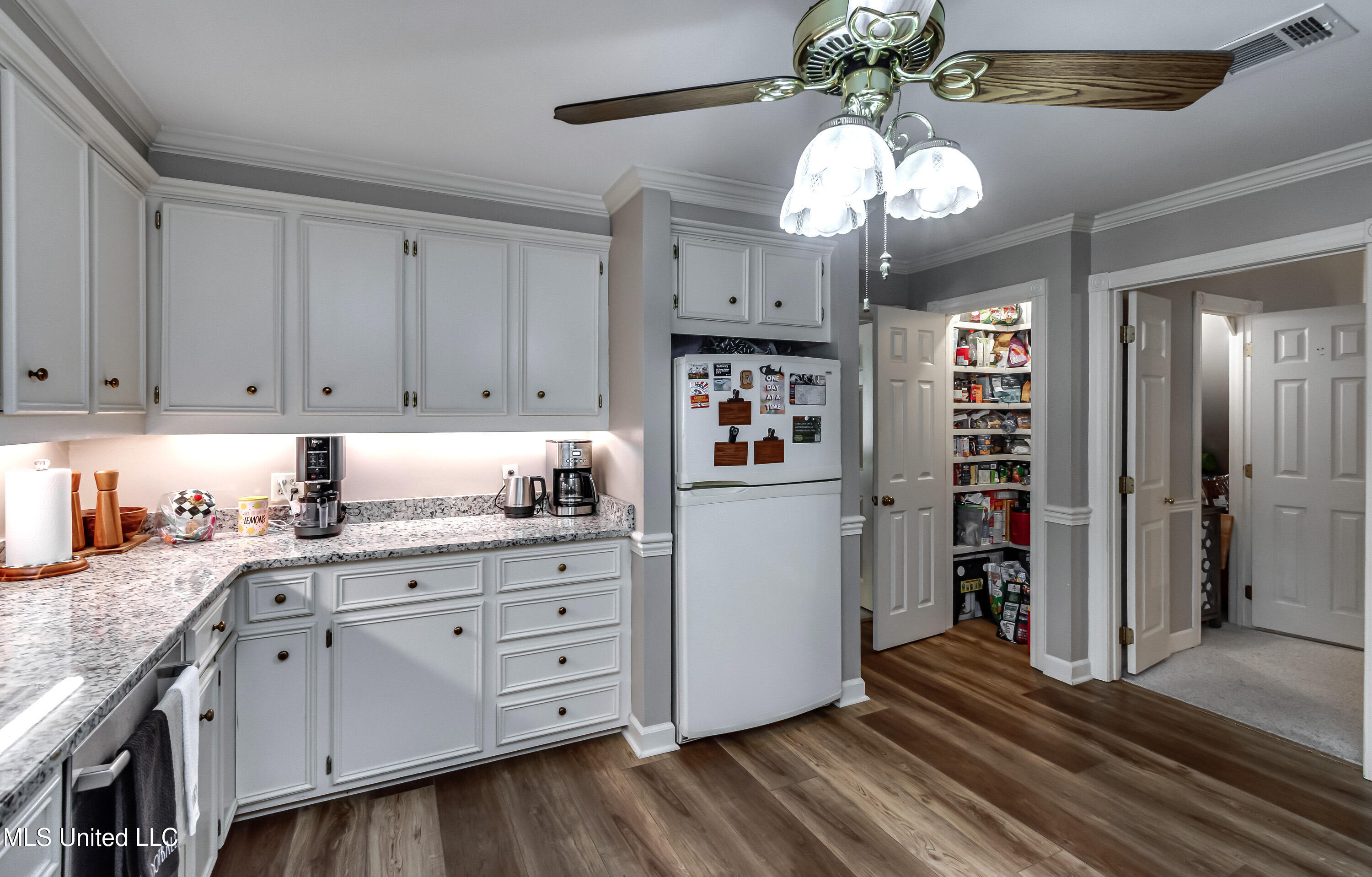 539 Dixton Drive Brandon, MS 39047 - Photo 34 of 92 539 Dixton Dr-49