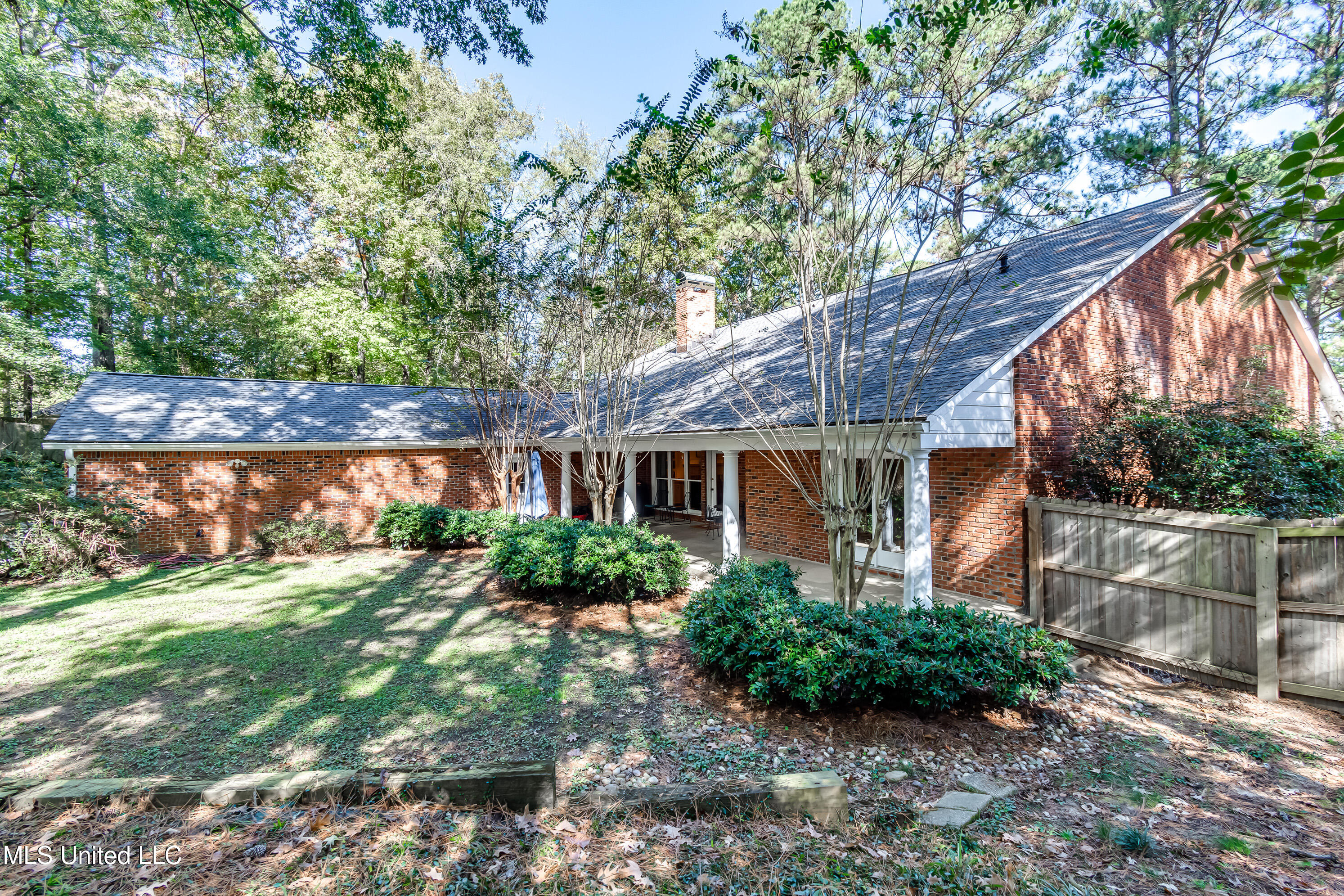 539 Dixton Drive Brandon, MS 39047 - Photo 85 of 92 539 Dixton Dr-17