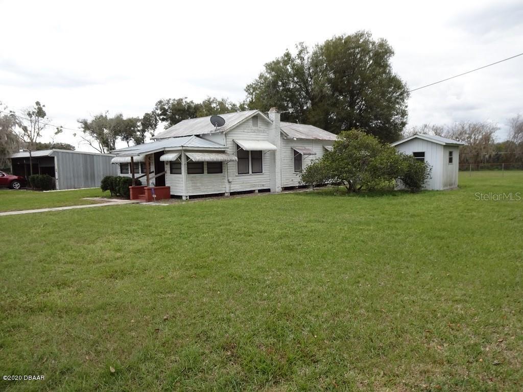 420 Braddock Road Pierson, FL 32180 - Photo 4 of 13 House with View of Barn