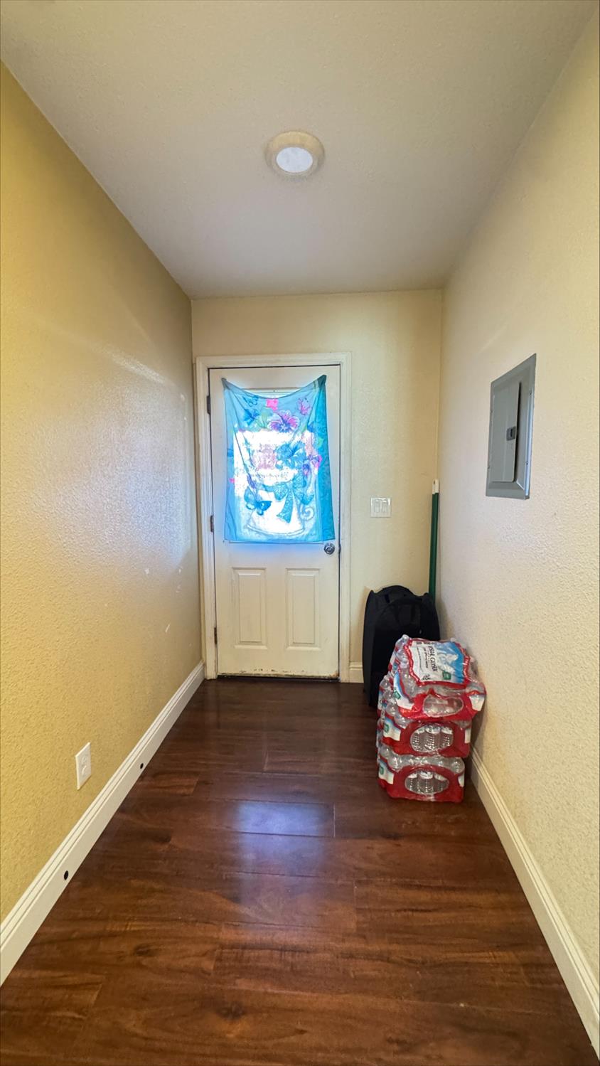 410 Sage Street Gridley, CA 95948 - Photo 34 of 43 a view of room with toys and wooden floor