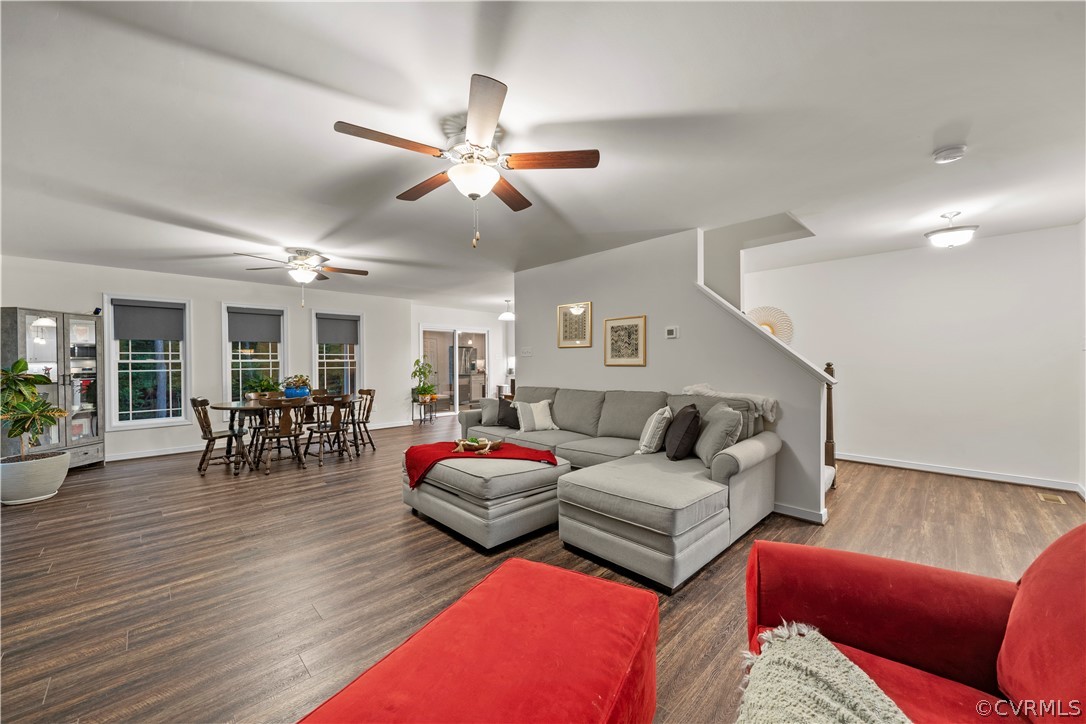 2829 Preston Park Way Sandy Hook, VA 23153 - Photo 10 of 36 a living room with furniture and wooden floor
