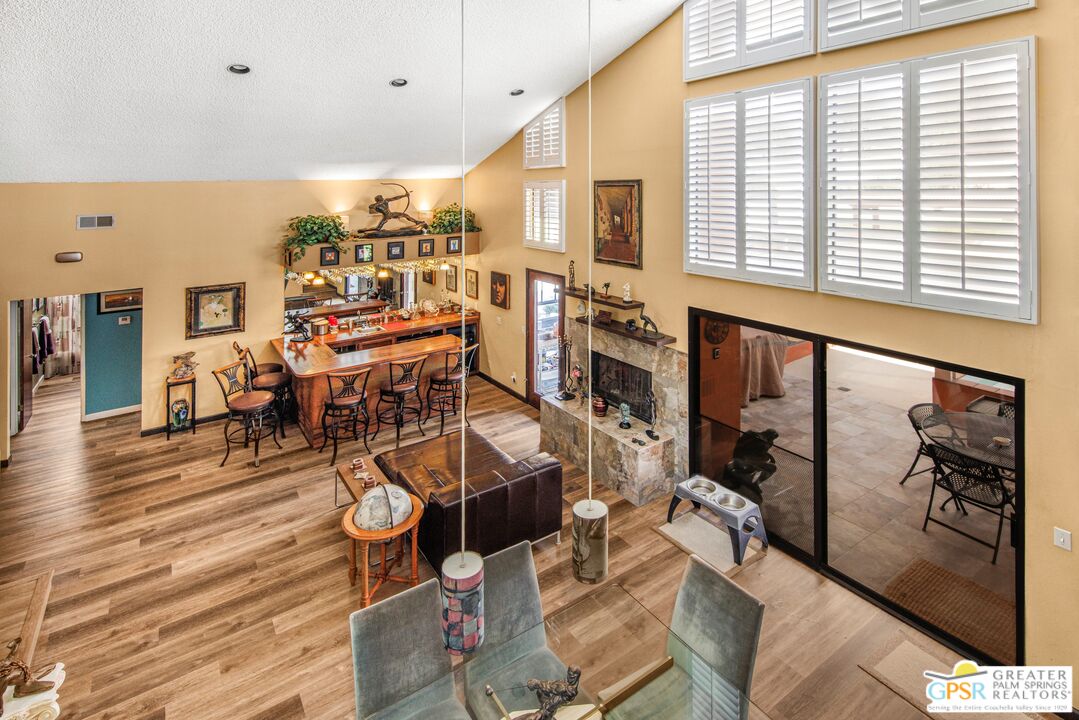 5495 Bartlett Drive San Bernardino, CA 92407 - Photo 4 of 55