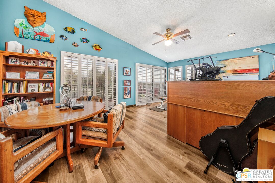 5495 Bartlett Drive San Bernardino, CA 92407 - Photo 9 of 55