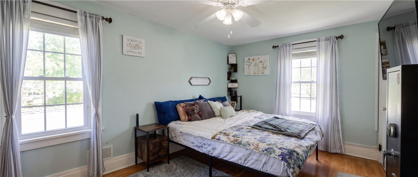 37 Clinton Street Batavia, NY 14020 - Photo 9 of 17 Bed 1
