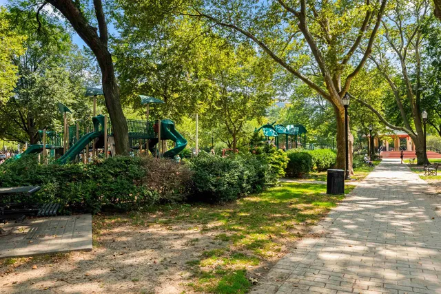 $1,250,000 | 48-50 West Hamilton Place, Unit 3, Jersey City, NJ 07302