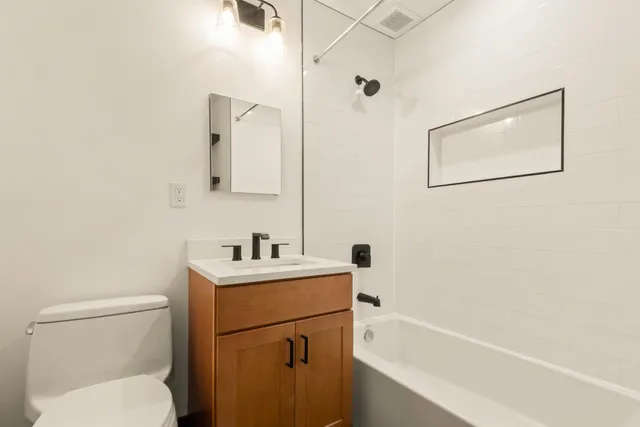 $1,250,000 | 48-50 West Hamilton Place, Unit 3, Jersey City, NJ 07302