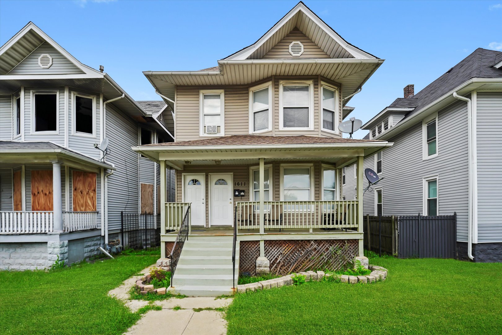 1611 St Charles Road Maywood, IL 60153 - Photo 2 of 30