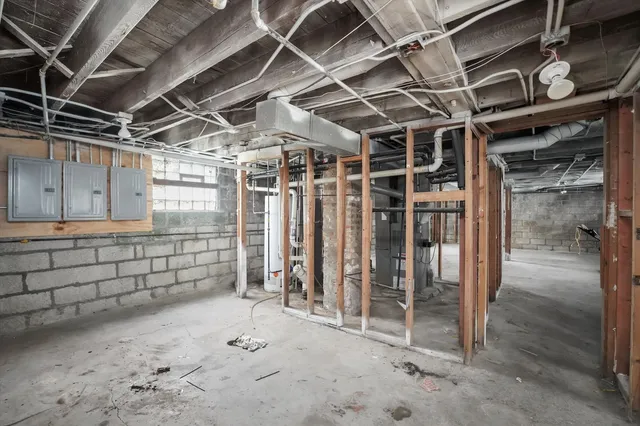 $364,000 | 1611 St Charles Road, Maywood, IL 60153