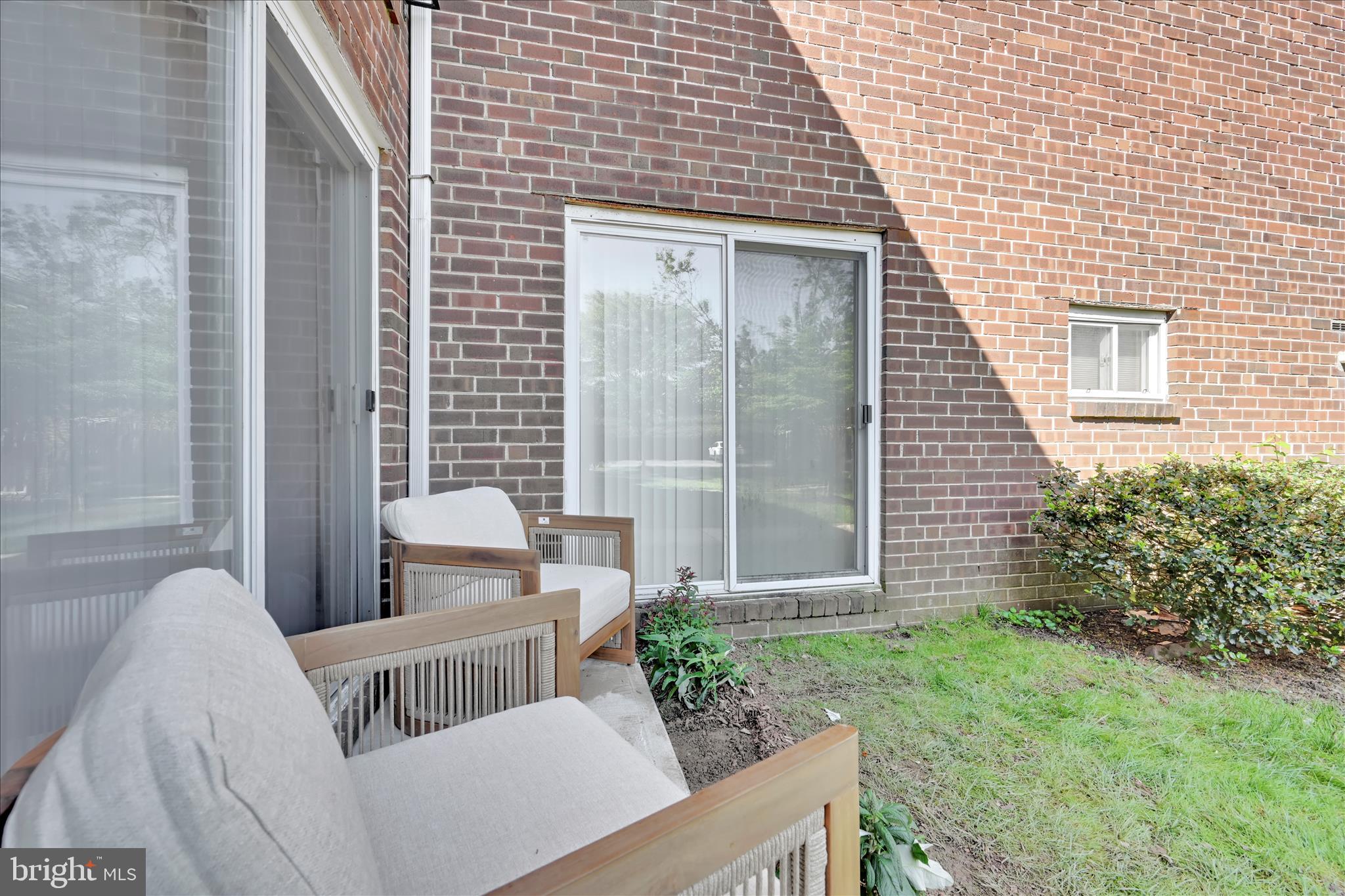 9001 Ridge Avenue, Unit 23 Philadelphia, PA 19128 - Photo 28 of 32 Exterior Back