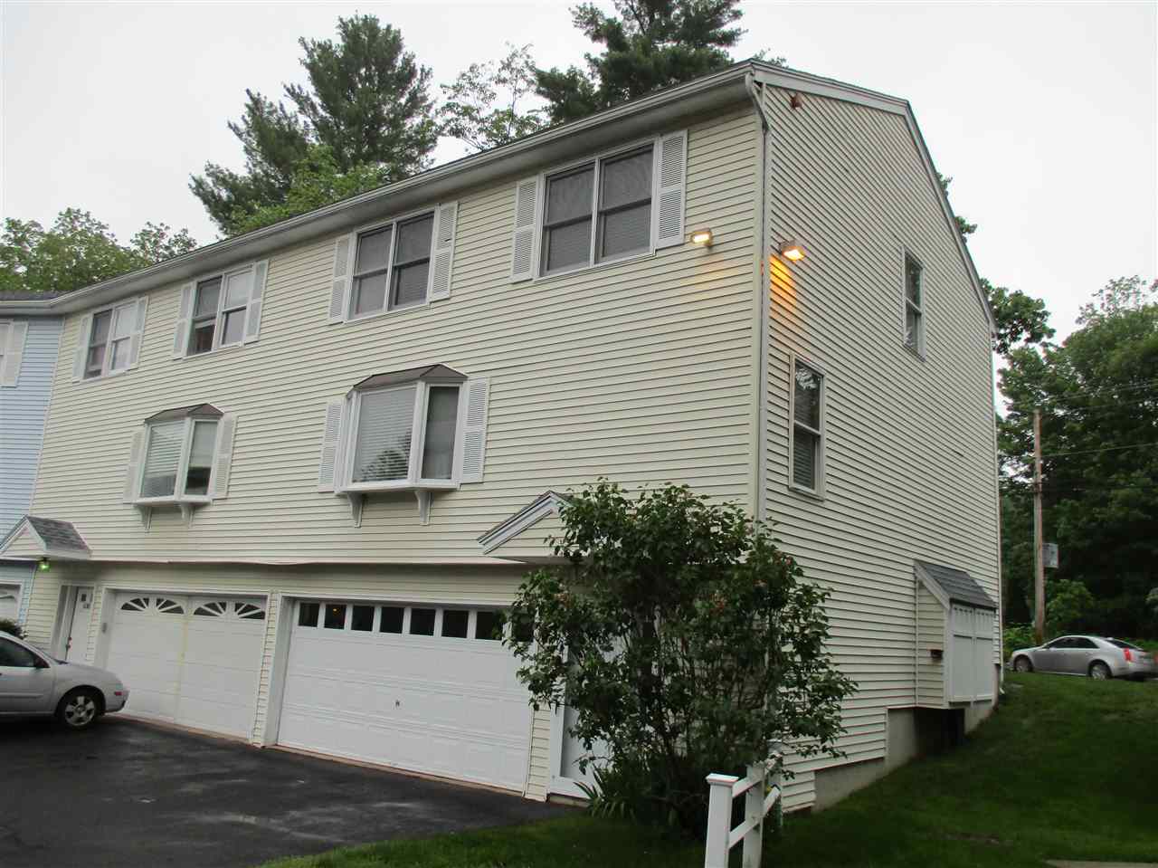 628 Hackett Hill Road, Unit A001 Manchester, NH 03102 - Photo 2 of 33