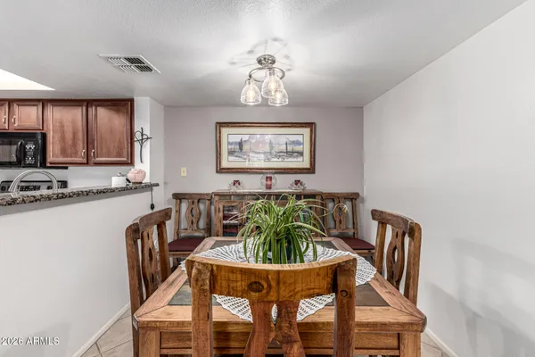 $250,000 | 5757 West Eugie Avenue, Unit 1027, Glendale, AZ 85304