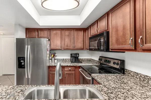$250,000 | 5757 West Eugie Avenue, Unit 1027, Glendale, AZ 85304