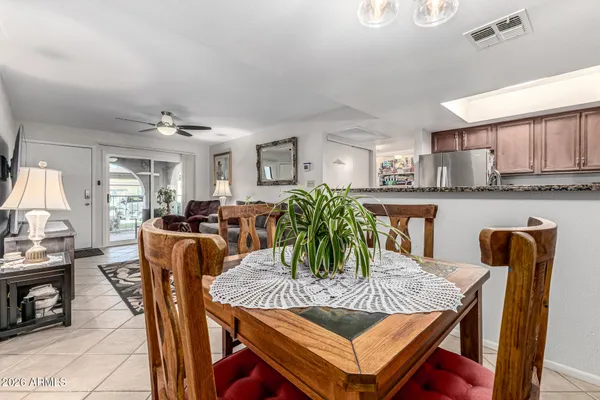 $250,000 | 5757 West Eugie Avenue, Unit 1027, Glendale, AZ 85304