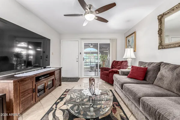 $250,000 | 5757 West Eugie Avenue, Unit 1027, Glendale, AZ 85304