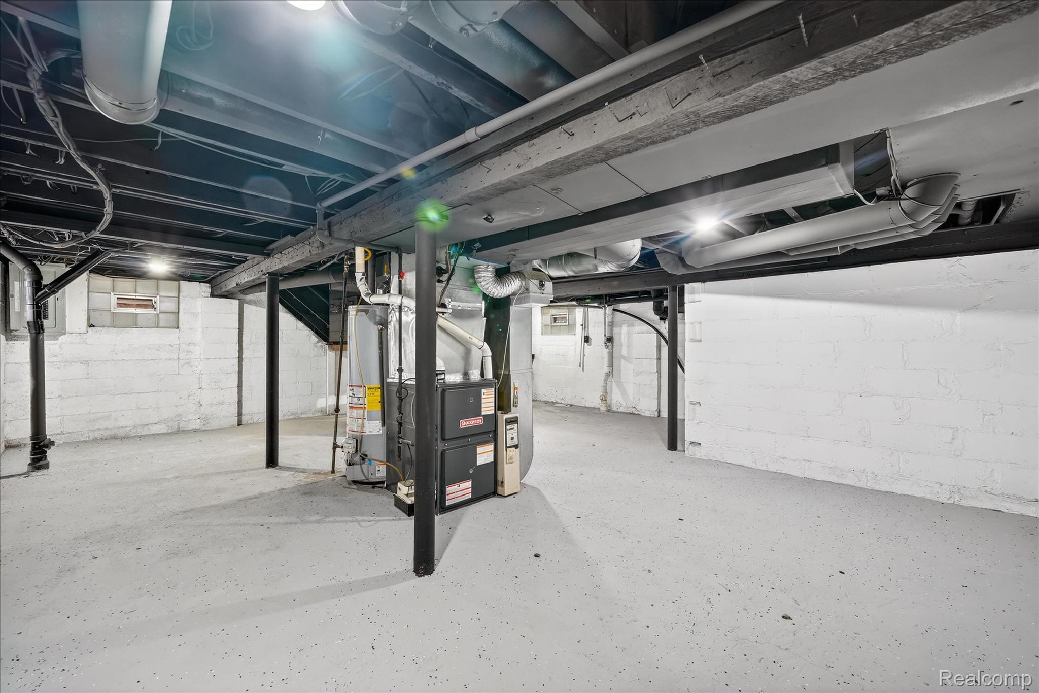 44003 Tyler Road Belleville, MI 48111 - Photo 27 of 29 Basement