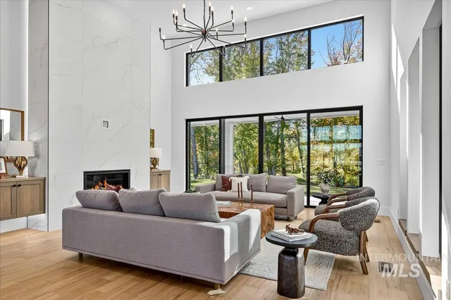 $1,899,000 | 665 Watkins Street, Middleton, ID 83644