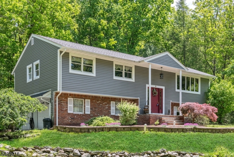 19 Rabbit Run West Milford, NJ 07435 - Photo 1 of 31