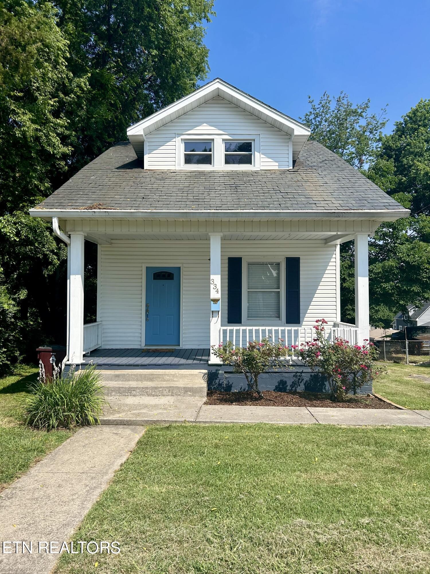 334 West Lincoln Road Alcoa, TN 37701 - Photo 1 of 26 Gallery Image 1