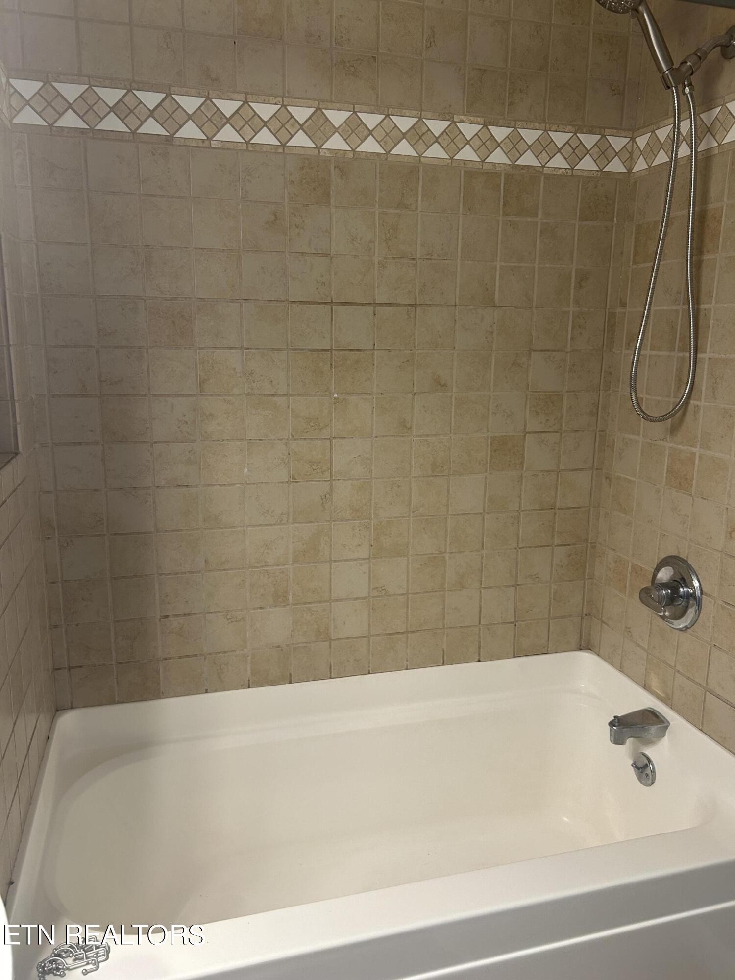 334 West Lincoln Road Alcoa, TN 37701 - Photo 24 of 26 Gallery Image 24