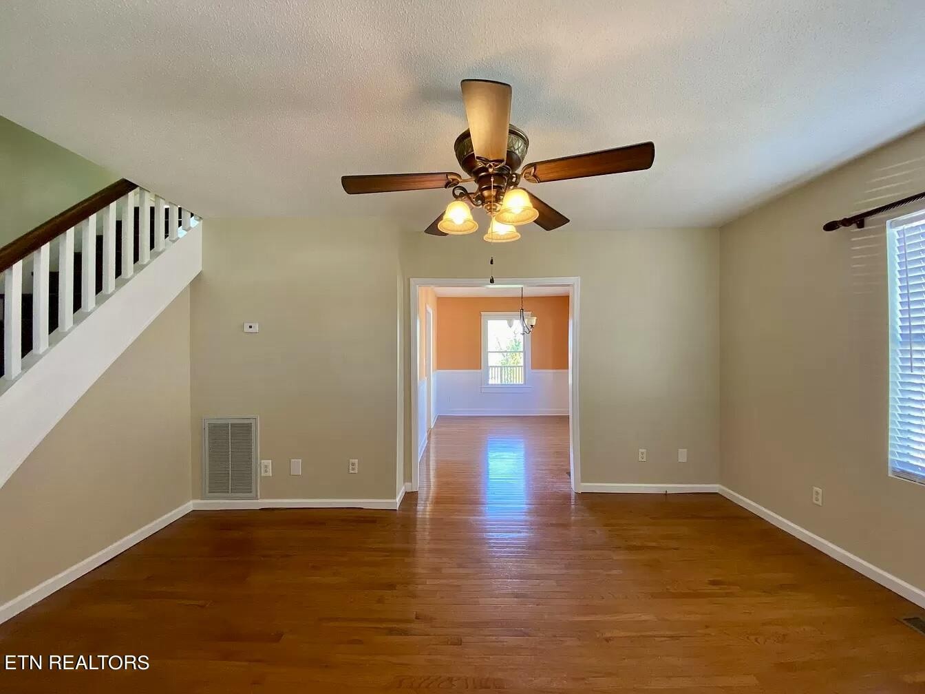 334 West Lincoln Road Alcoa, TN 37701 - Photo 7 of 26 Gallery Image 7