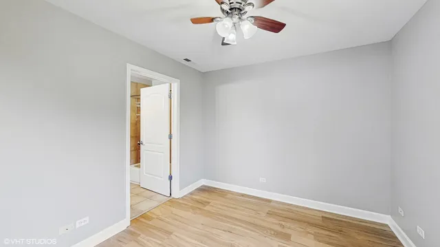 $219,000 | 3447 Ridgeland Avenue, Unit 301, Berwyn, IL 60402