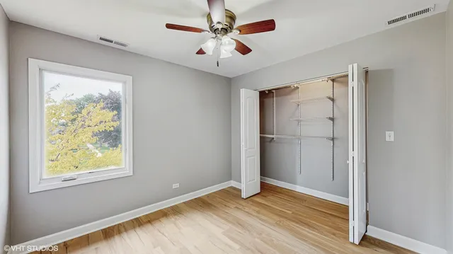 $219,000 | 3447 Ridgeland Avenue, Unit 301, Berwyn, IL 60402