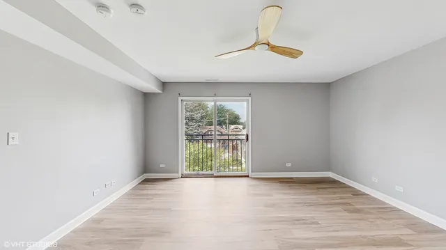 $219,000 | 3447 Ridgeland Avenue, Unit 301, Berwyn, IL 60402