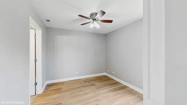 $219,000 | 3447 Ridgeland Avenue, Unit 301, Berwyn, IL 60402