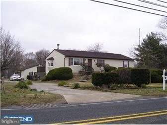 1823 Columbus Road Burlington, NJ 08016 - Photo 1 of 12 Exterior Front