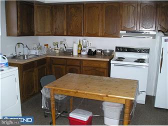 1823 Columbus Road Burlington, NJ 08016 - Photo 8 of 12 Laundry Room
