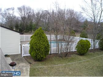 1823 Columbus Road Burlington, NJ 08016 - Photo 10 of 12 Exterior Back