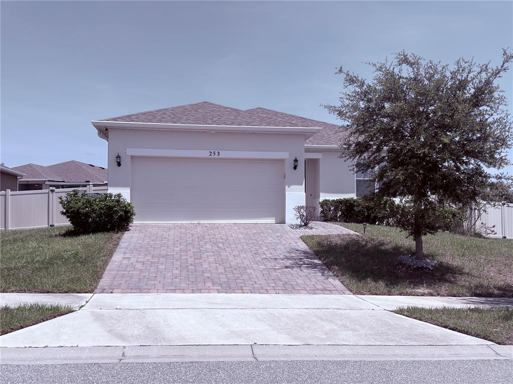 253 Luxmore Road Groveland, FL 34736 - Photo 1 of 41 Gallery Image 1