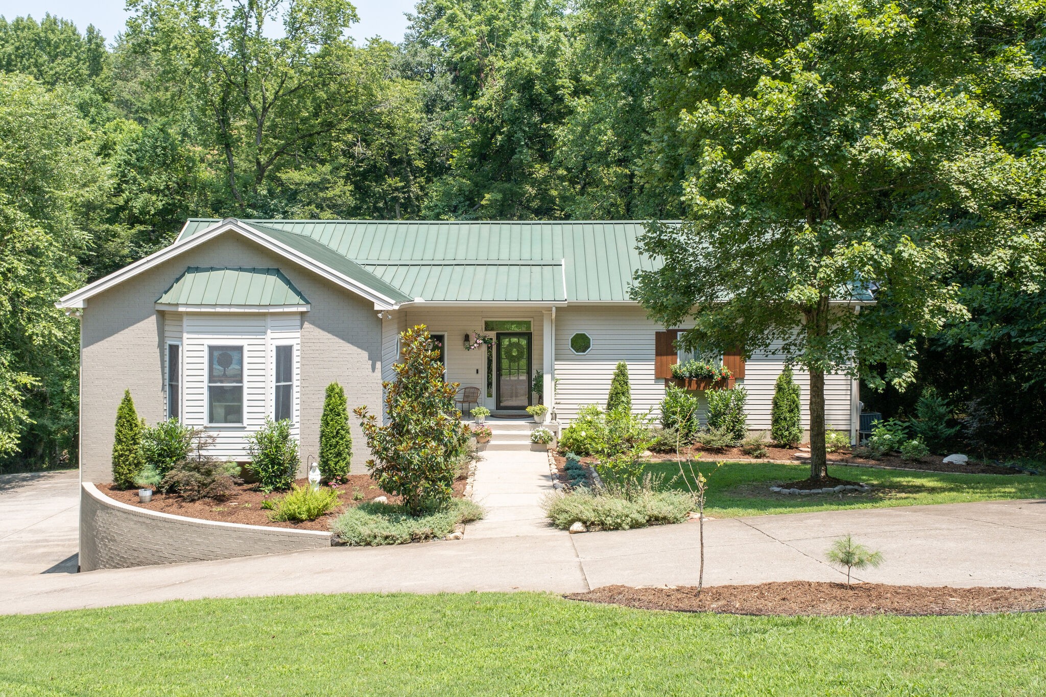 116 Burris Road Mount Juliet, TN 37122 - Photo 1 of 46 Gallery Image 1