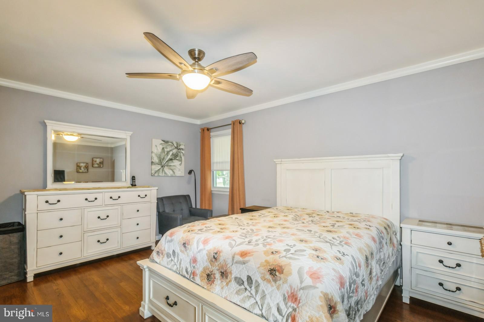2905 Georgetown Road Cinnaminson, NJ 08077 - Photo 16 of 28 Large main bedroom