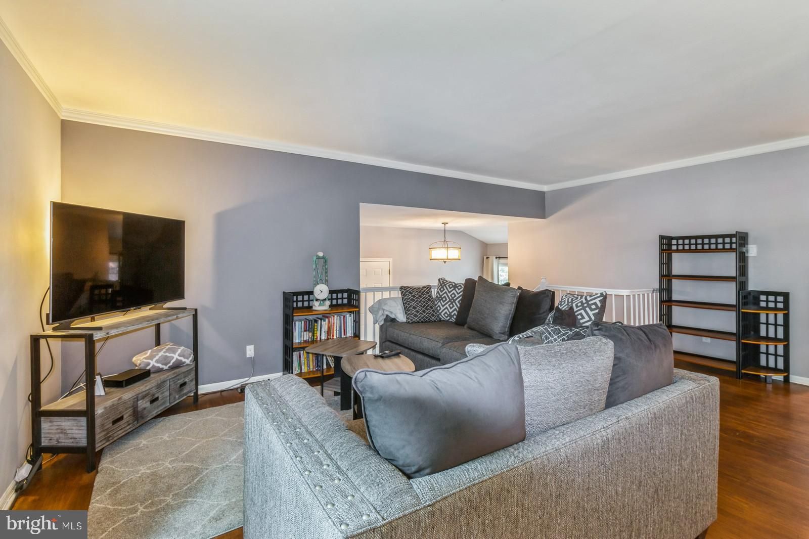 2905 Georgetown Road Cinnaminson, NJ 08077 - Photo 5 of 28 Living room Area