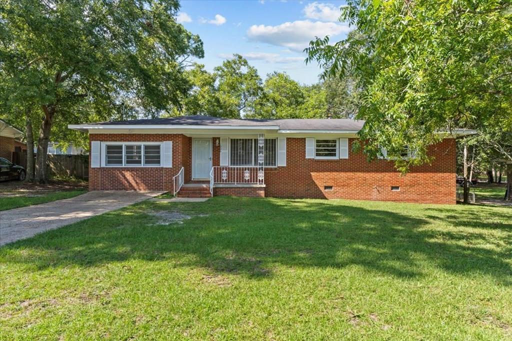 1006 Martin Street Dothan, AL 36301 - Photo 1 of 24